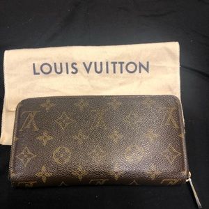 LV authentic Monogram wallet organizer